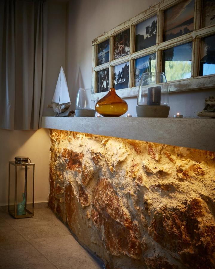 Core Luxury Suites (Adults Only) Skiathos Town Exterior photo