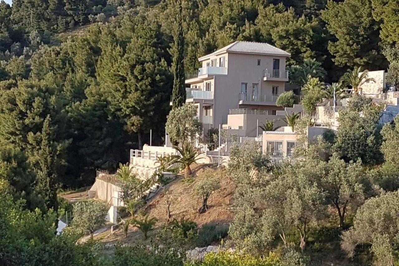 Core Luxury Suites (Adults Only) Skiathos Town Exterior photo